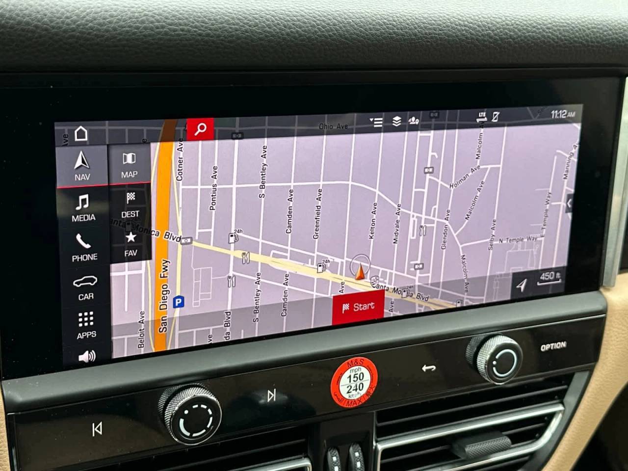 2025 Porsche Macan AWD