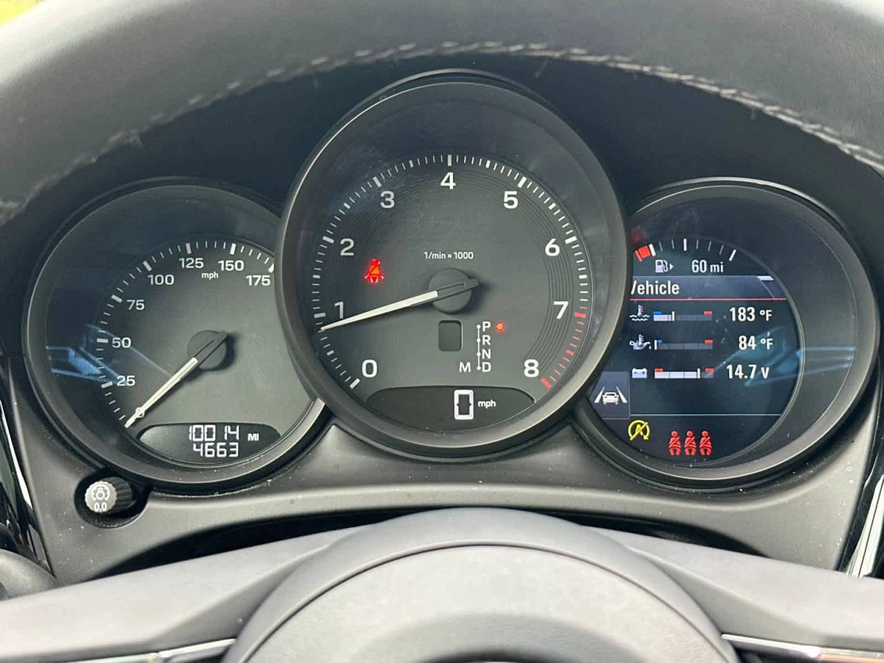 2025 Porsche Macan AWD