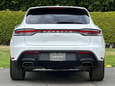 2025 Porsche Macan AWD