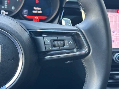 2025 Porsche Macan AWD