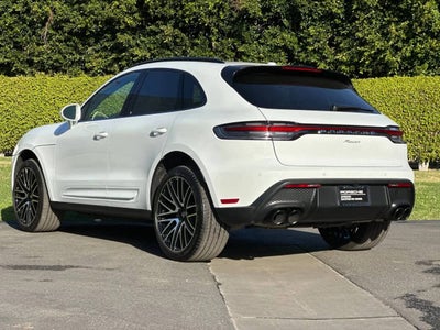 2025 Porsche Macan AWD