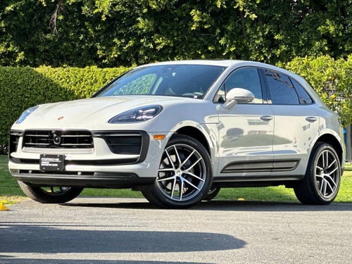 2025 Porsche Macan AWD