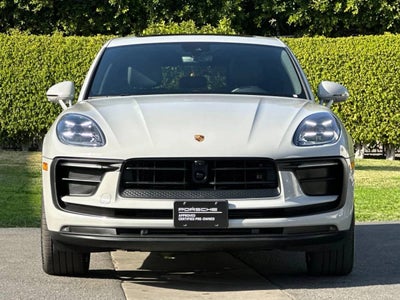 2025 Porsche Macan AWD