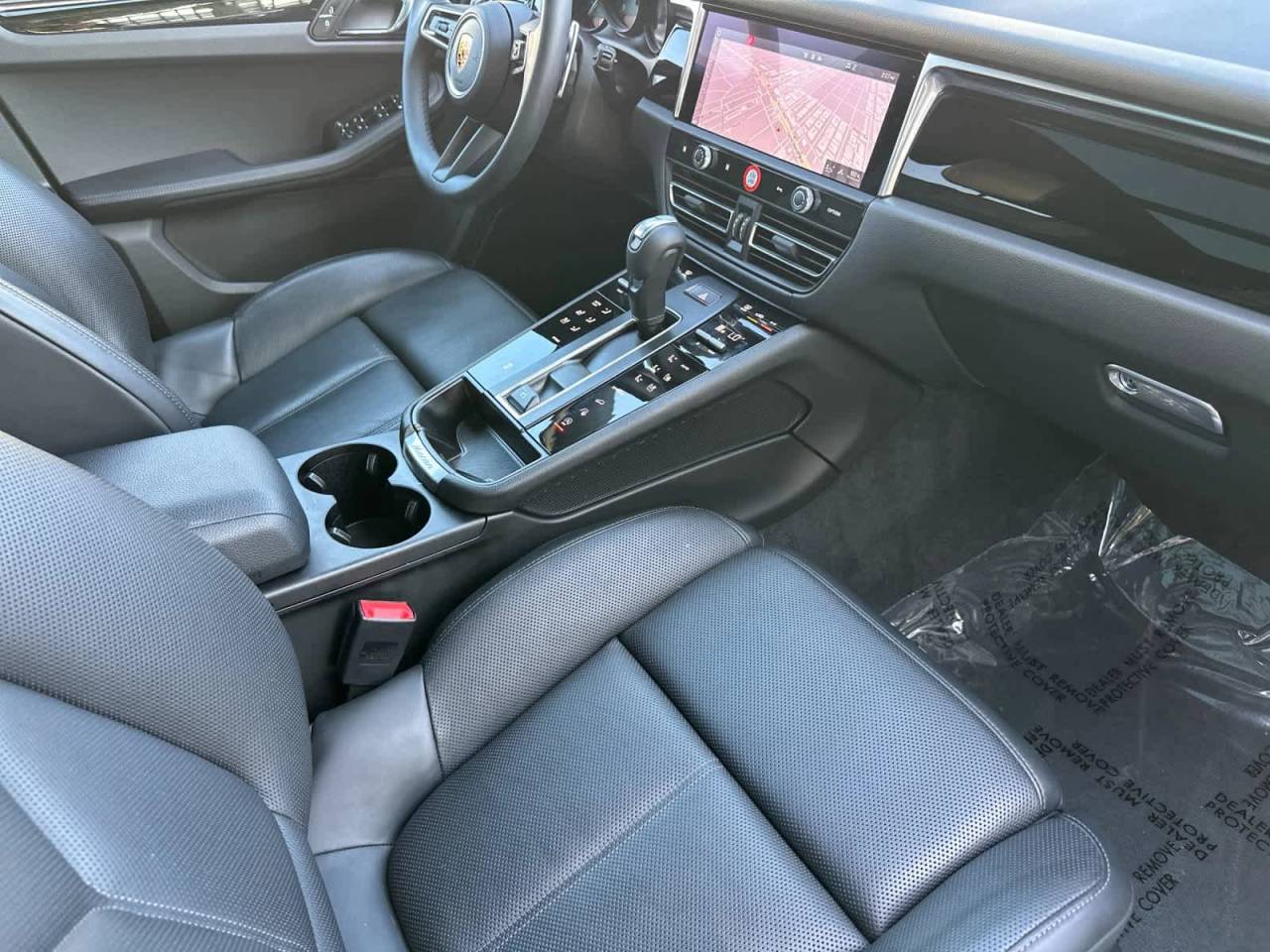 2025 Porsche Macan AWD