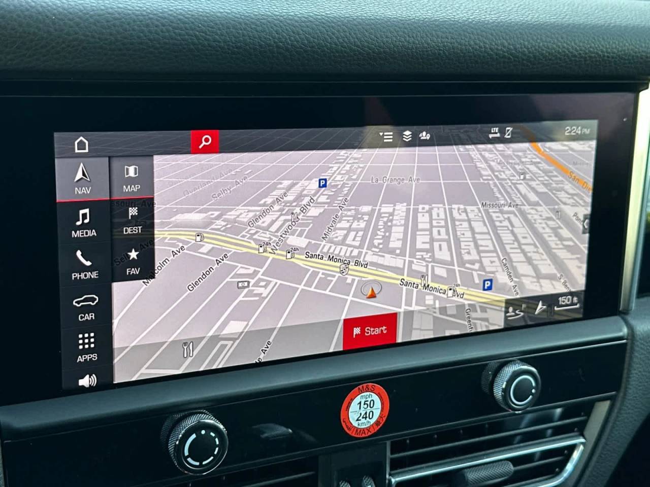 2025 Porsche Macan AWD