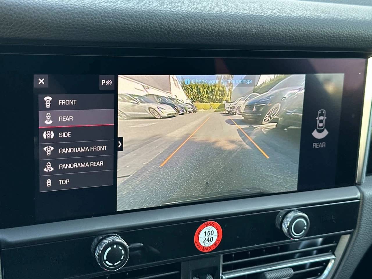 2025 Porsche Macan AWD