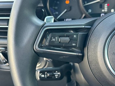 2025 Porsche Macan AWD