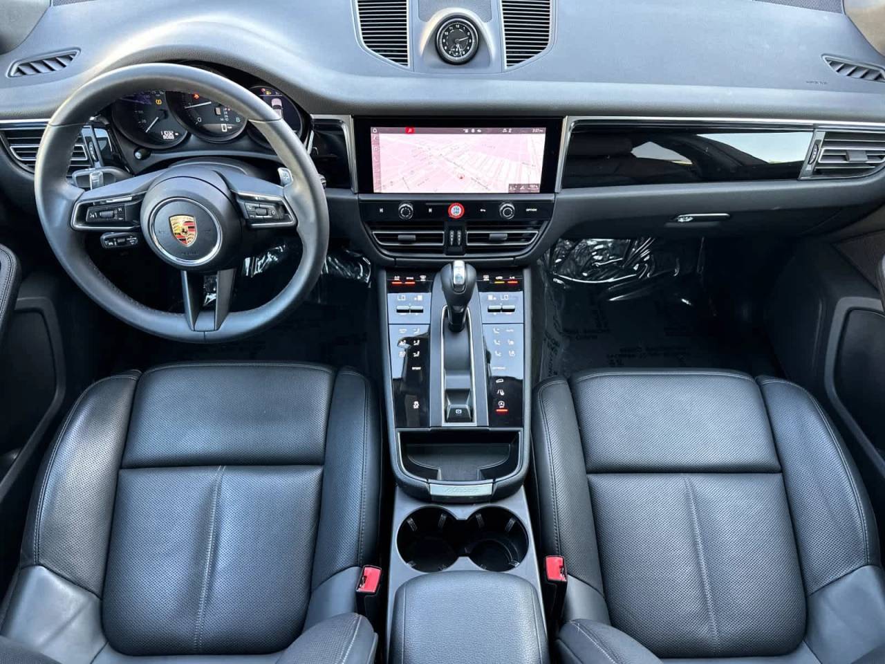 2025 Porsche Macan AWD