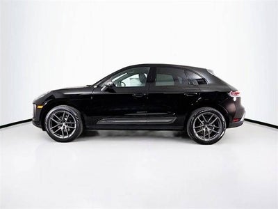 2025 Porsche Macan T