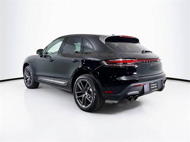 2025 Porsche Macan T