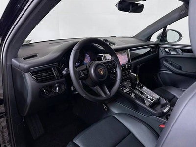 2025 Porsche Macan T