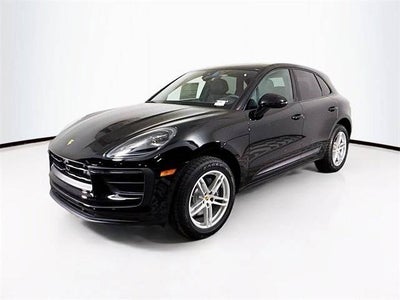 2025 Porsche Macan Base