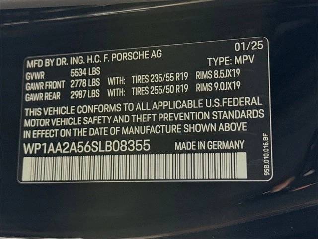 2025 Porsche Macan Base