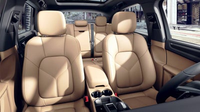 2025 Porsche Macan AWD