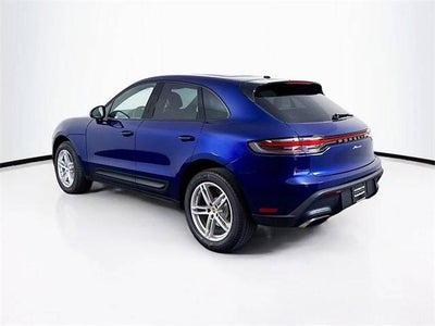 2025 Porsche Macan Base