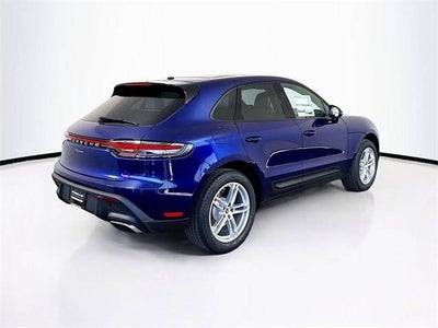 2025 Porsche Macan Base