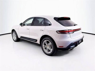 2025 Porsche Macan Base