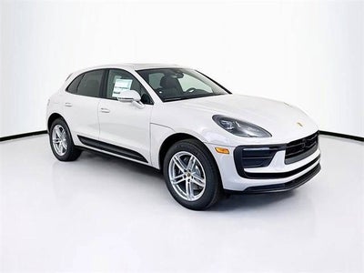 2025 Porsche Macan Base