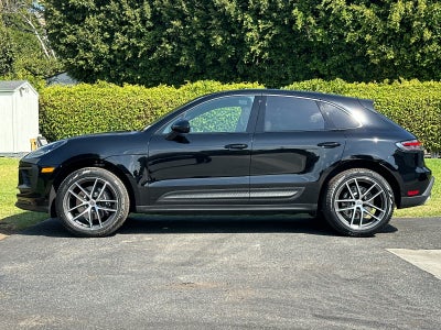 2025 Porsche Macan Macan