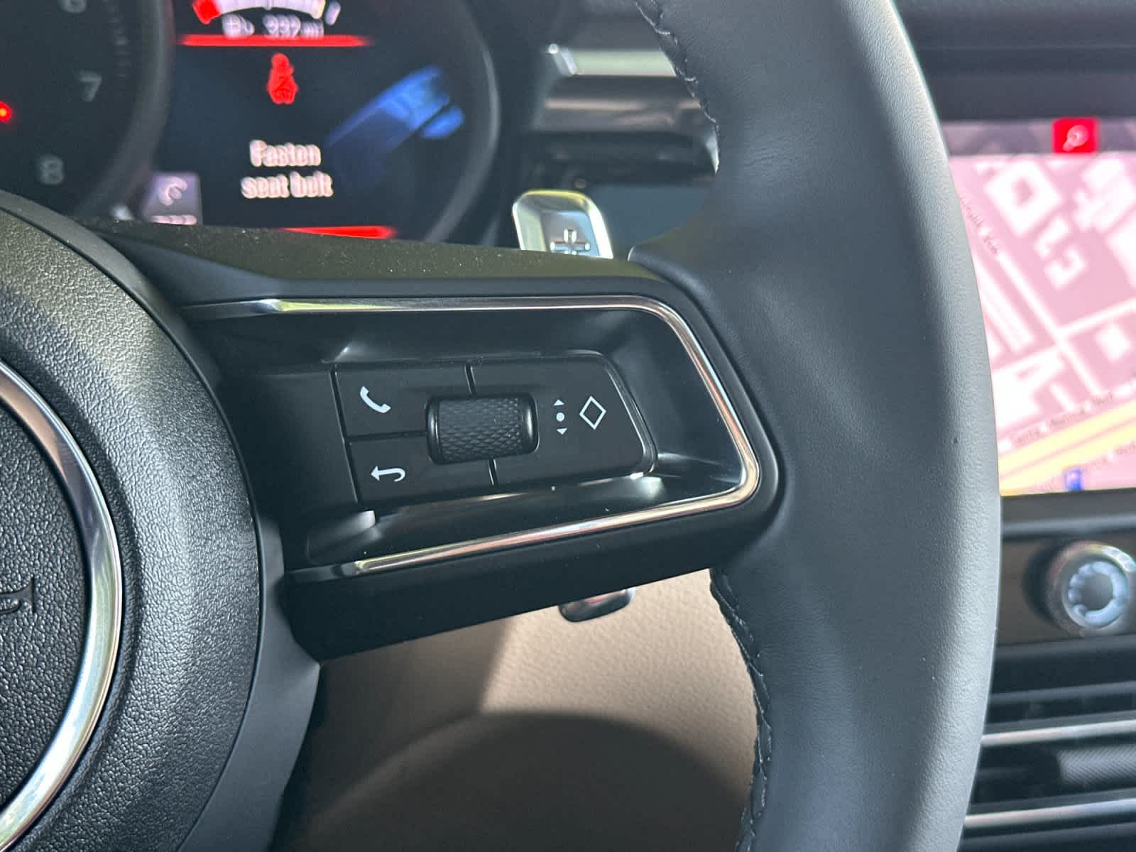 2025 Porsche Macan Macan