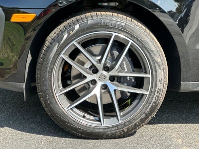 2025 Porsche Macan Macan