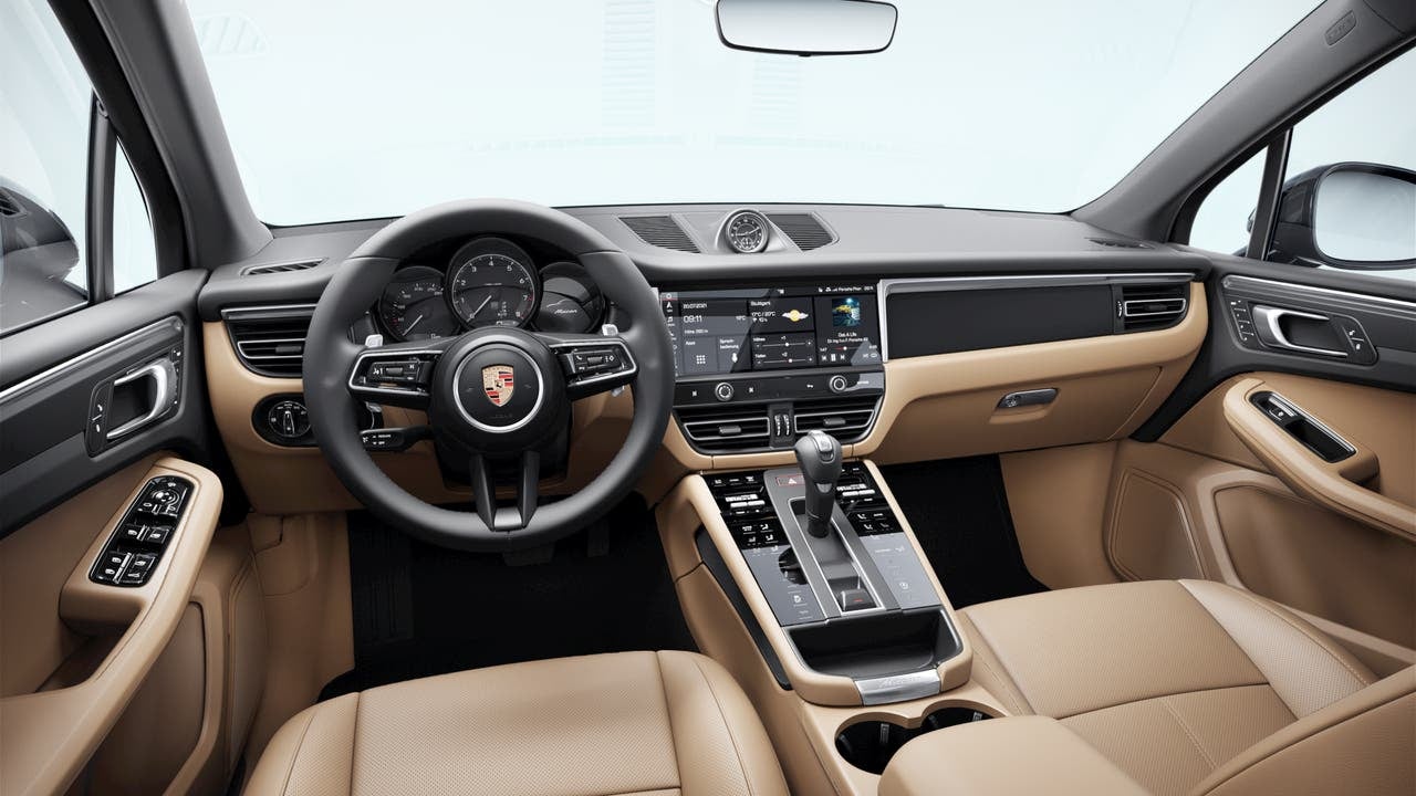 2025 Porsche Macan Base