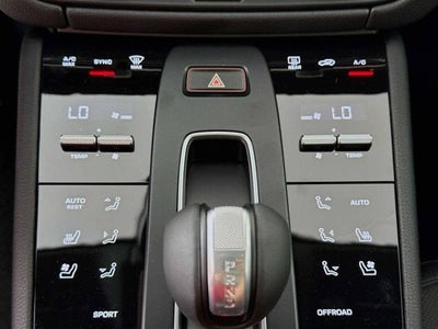 2026 Porsche Macan Macan