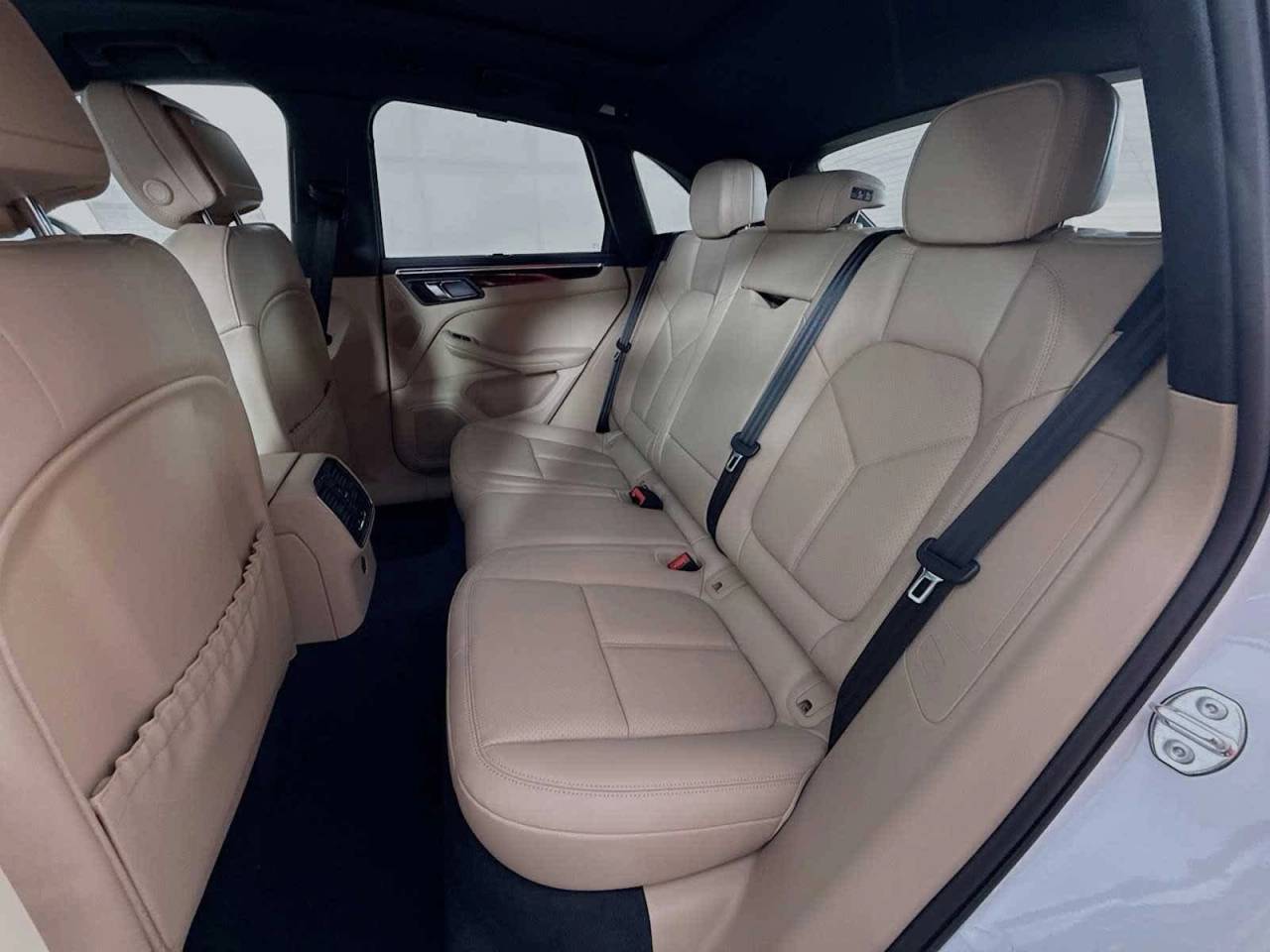 2026 Porsche Macan T