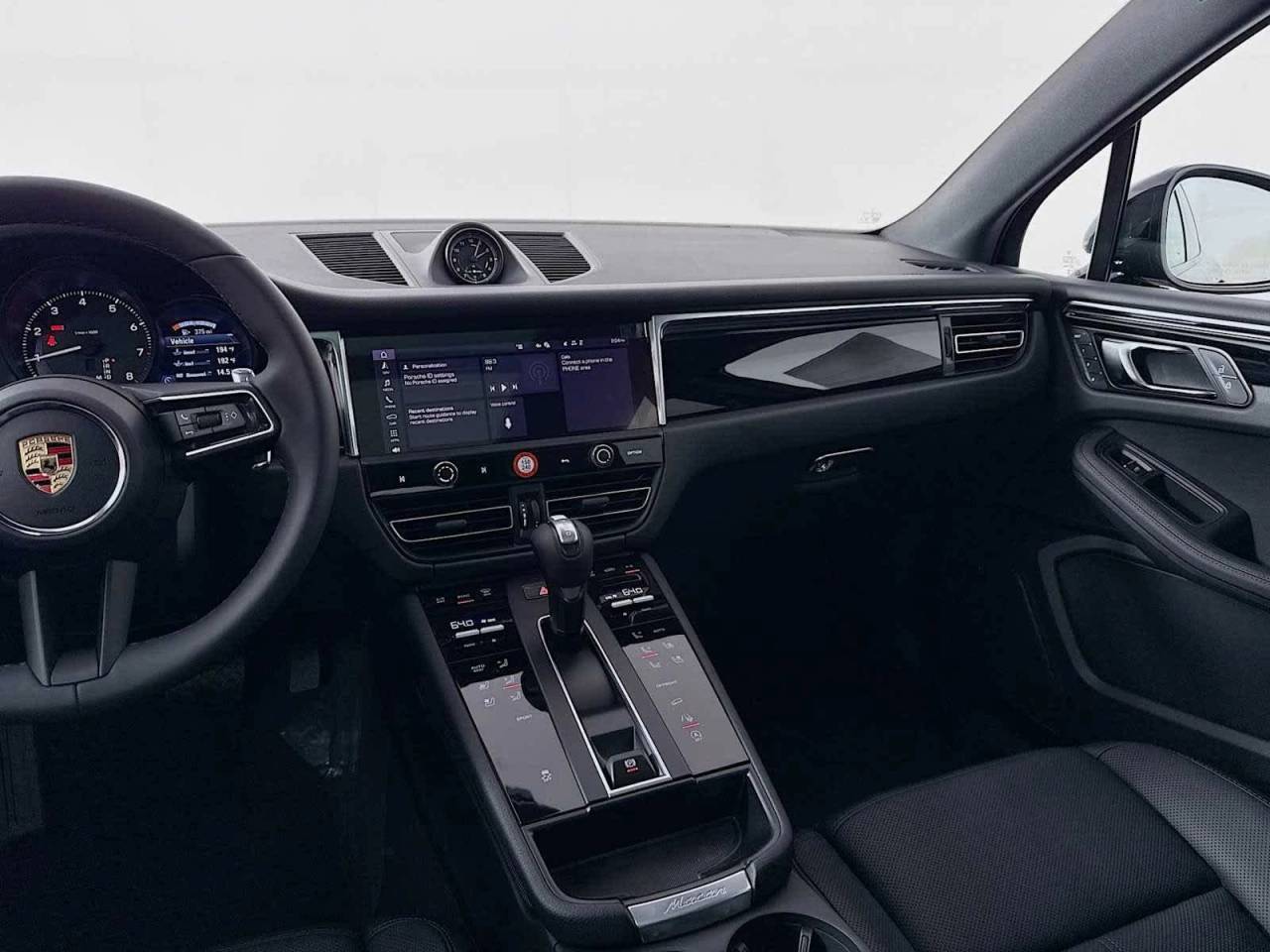 2026 Porsche Macan AWD