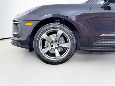 2026 Porsche Macan AWD