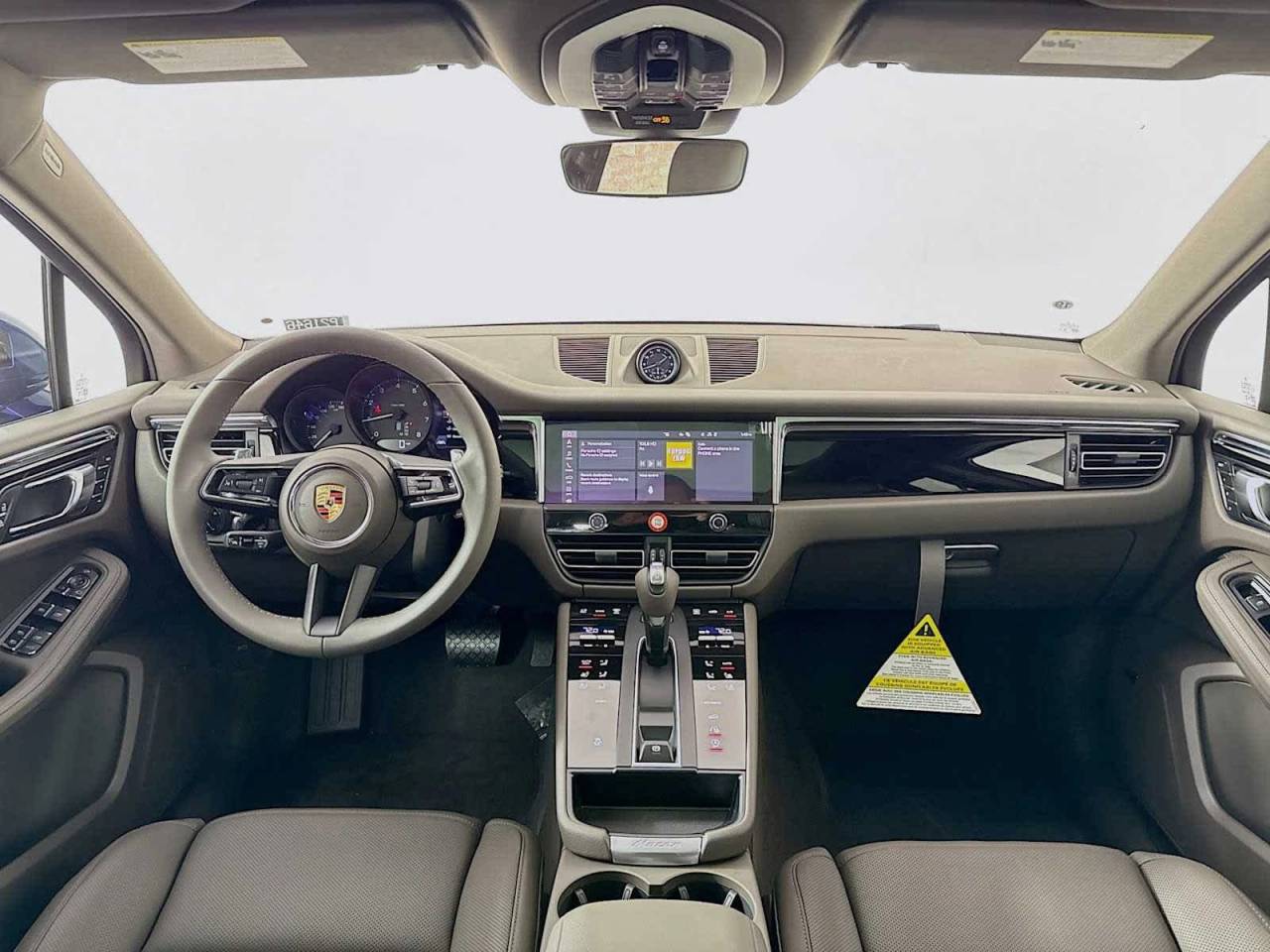 2026 Porsche Macan AWD