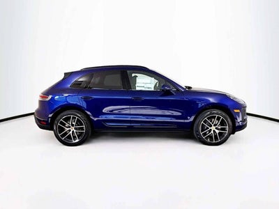 2026 Porsche Macan AWD