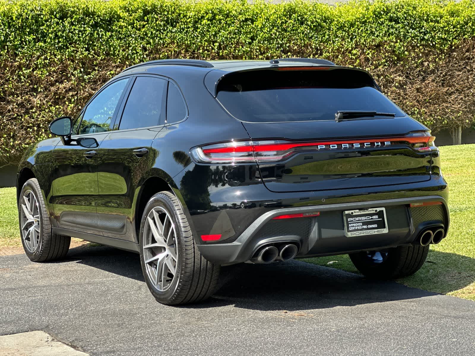 2026 Porsche Macan Macan