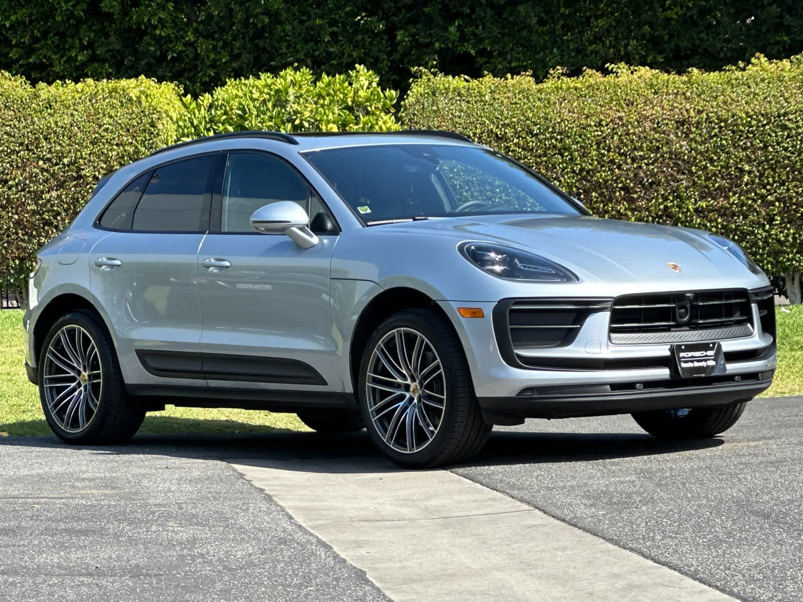 2026 Porsche Macan Macan