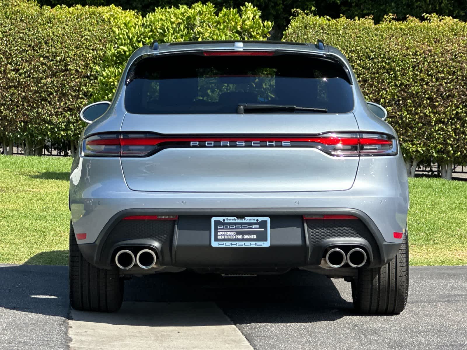 2026 Porsche Macan Macan