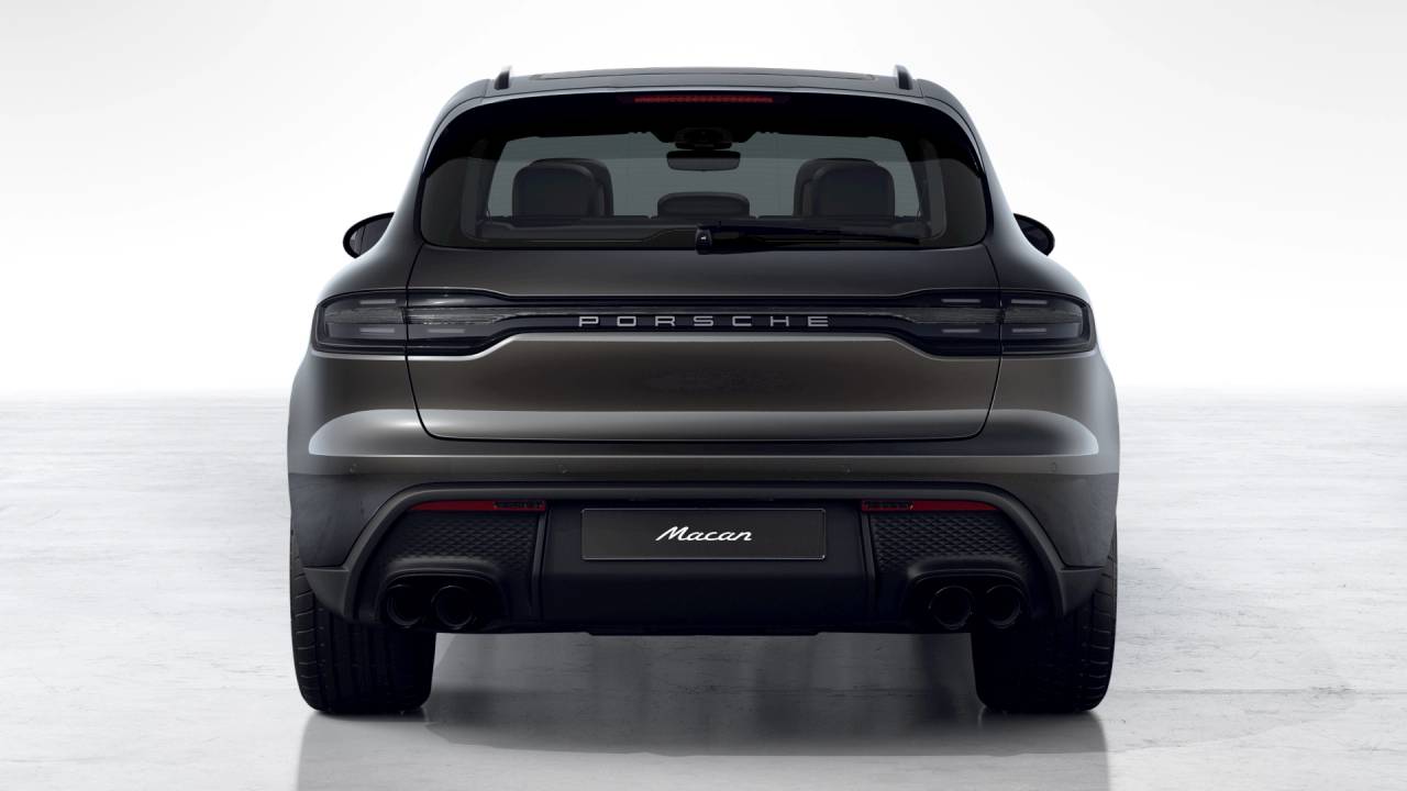 2026 Porsche Macan AWD