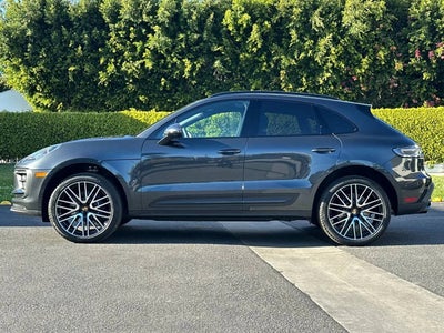 2026 Porsche Macan Macan