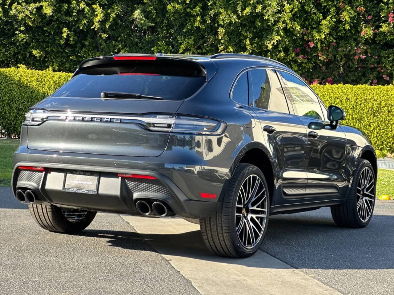 2026 Porsche Macan Macan