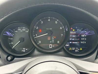 2026 Porsche Macan Base