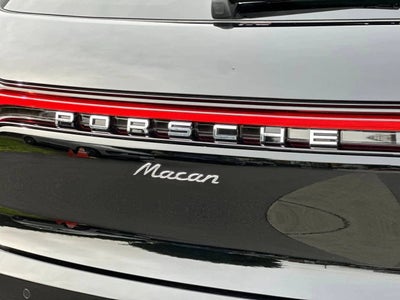 2026 Porsche Macan Base