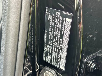 2026 Porsche Macan Base