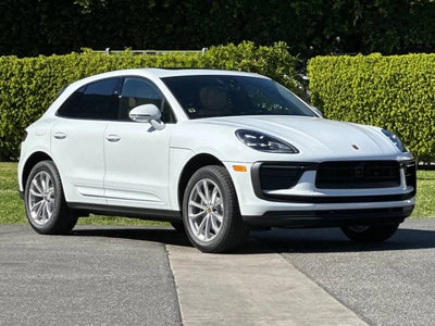 2026 Porsche Macan Macan
