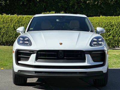 2026 Porsche Macan Macan