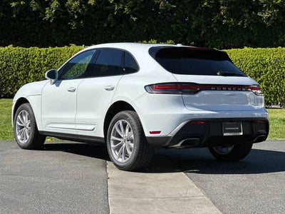 2026 Porsche Macan Macan