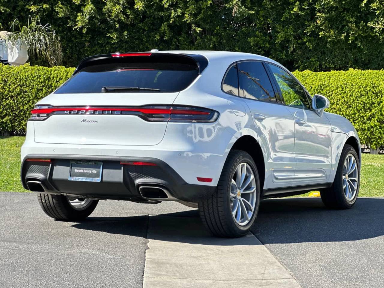 2026 Porsche Macan Macan