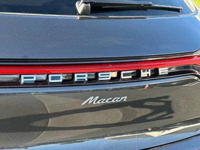 2026 Porsche Macan Base