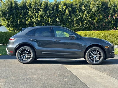 2026 Porsche Macan Base