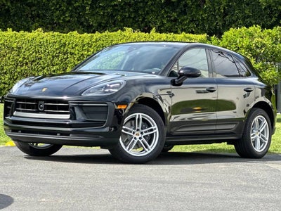 2026 Porsche Macan Macan
