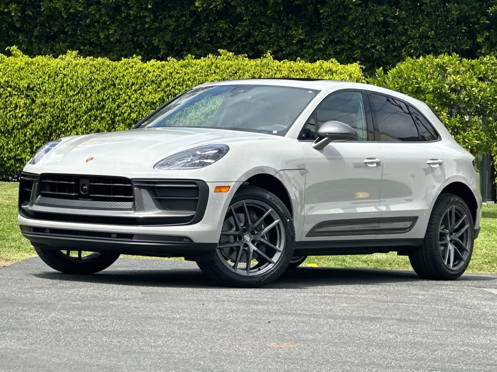 2026 Porsche Macan T