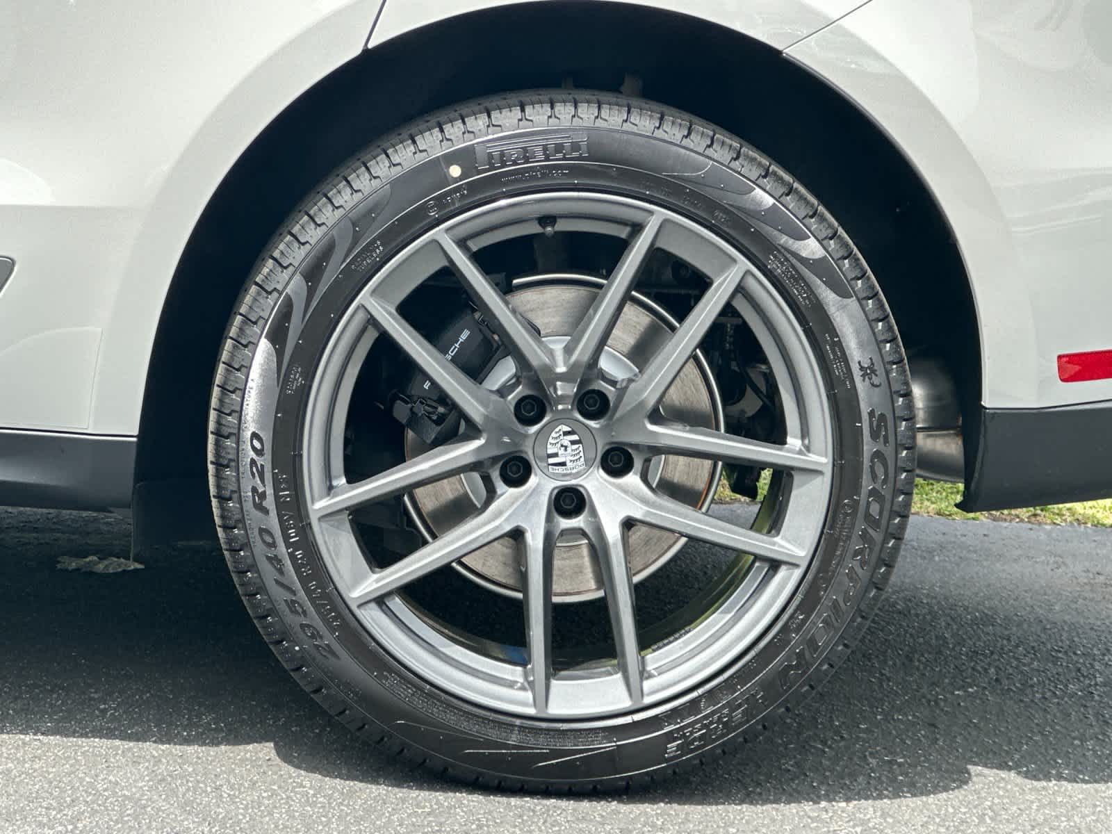 2026 Porsche Macan T